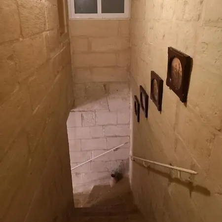 Two Gate Town House Case de vacanță *