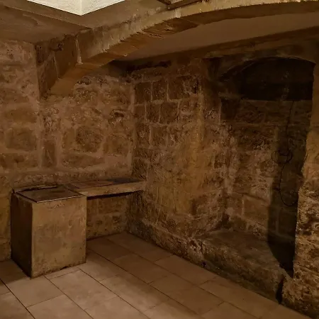 Two Gate Town House * Senglea