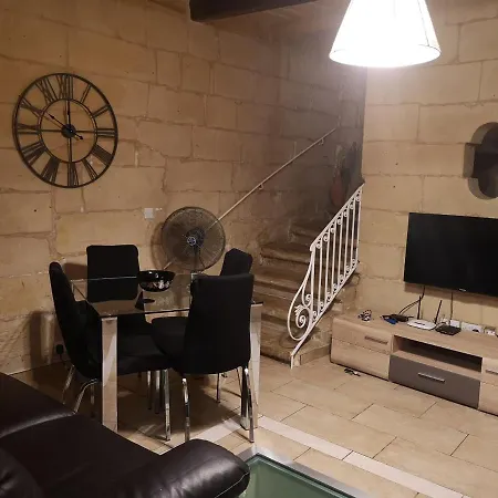 Two Gate Town House Senglea